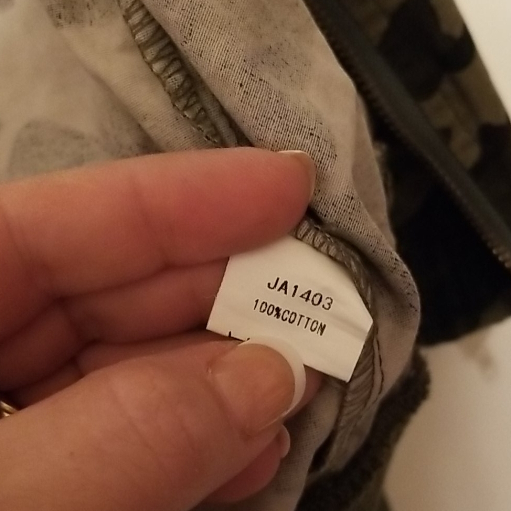 36 Point 5 Camo Jacket - Picture 4 of 4